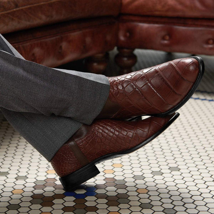 Calzature uomo: stivali roper neri. Stile western, punta tonda, stampa coccodrillo. Per un comfort duraturo.