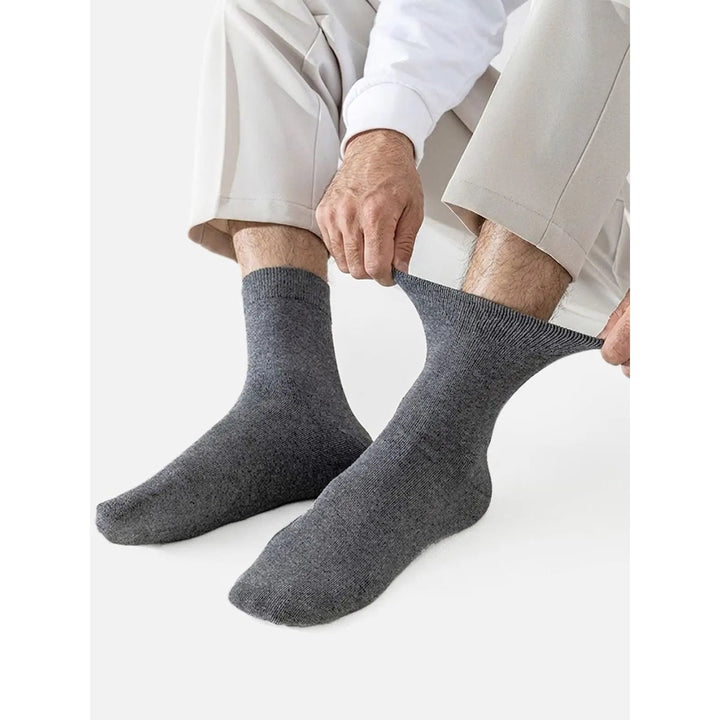 Calzini crew da uomo, 5 paia, ideali per comfort e stile casual.
