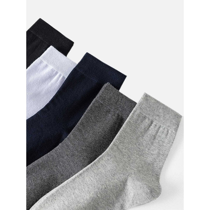 Confezione da 5 calzini crew per uomo, accessori versatili e duraturi.