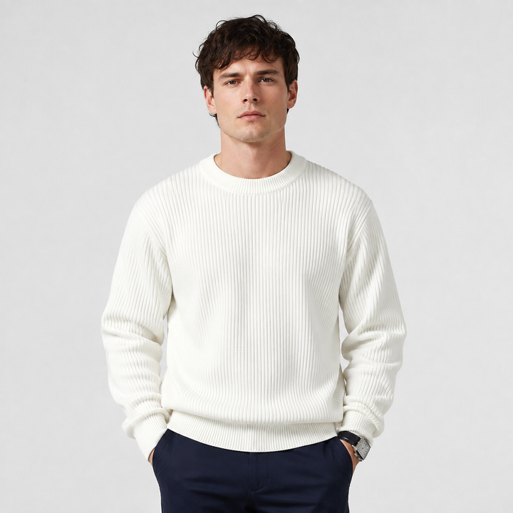 Maglione girocollo uomo in maglieria, vestibilità morbida, colore grigio, per comfort quotidiano e relax.