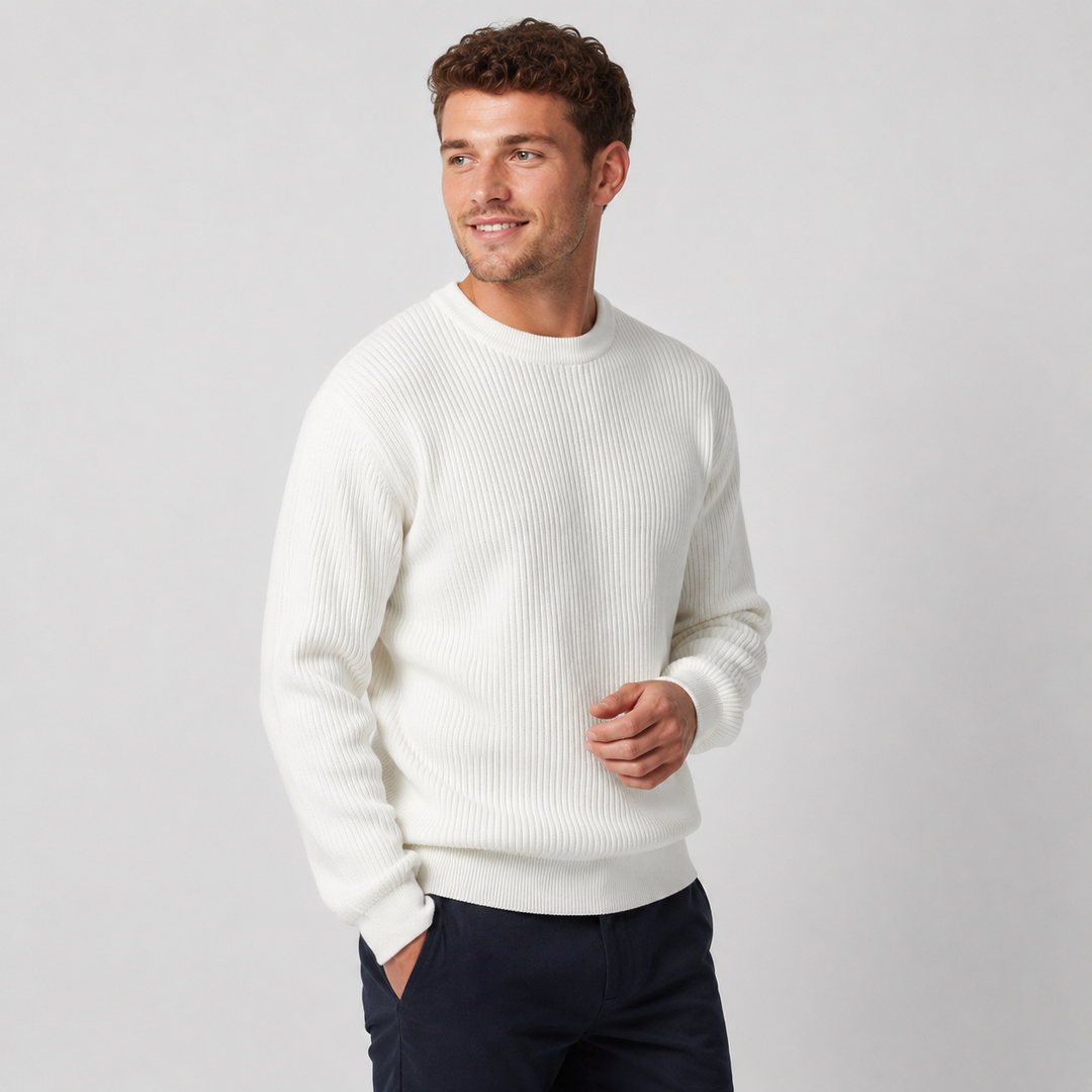 Maglione in maglieria uomo, girocollo, vestibilità morbida, colore verde oliva, per uno stile casual-elegante.