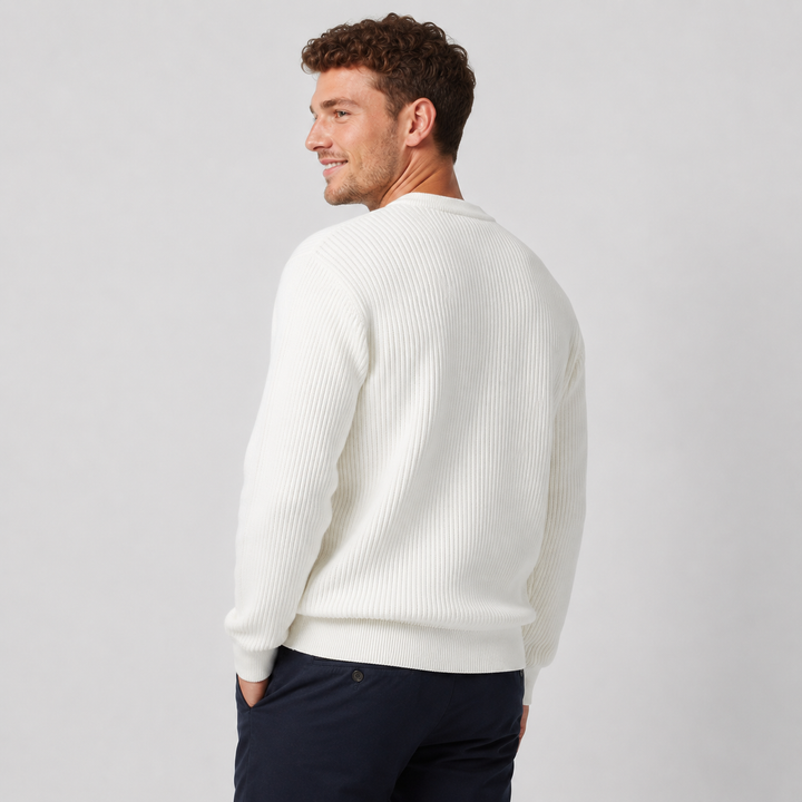 Pullover uomo girocollo, vestibilità comoda, caldo e avvolgente, perfetto per affrontare l'inverno con stile.