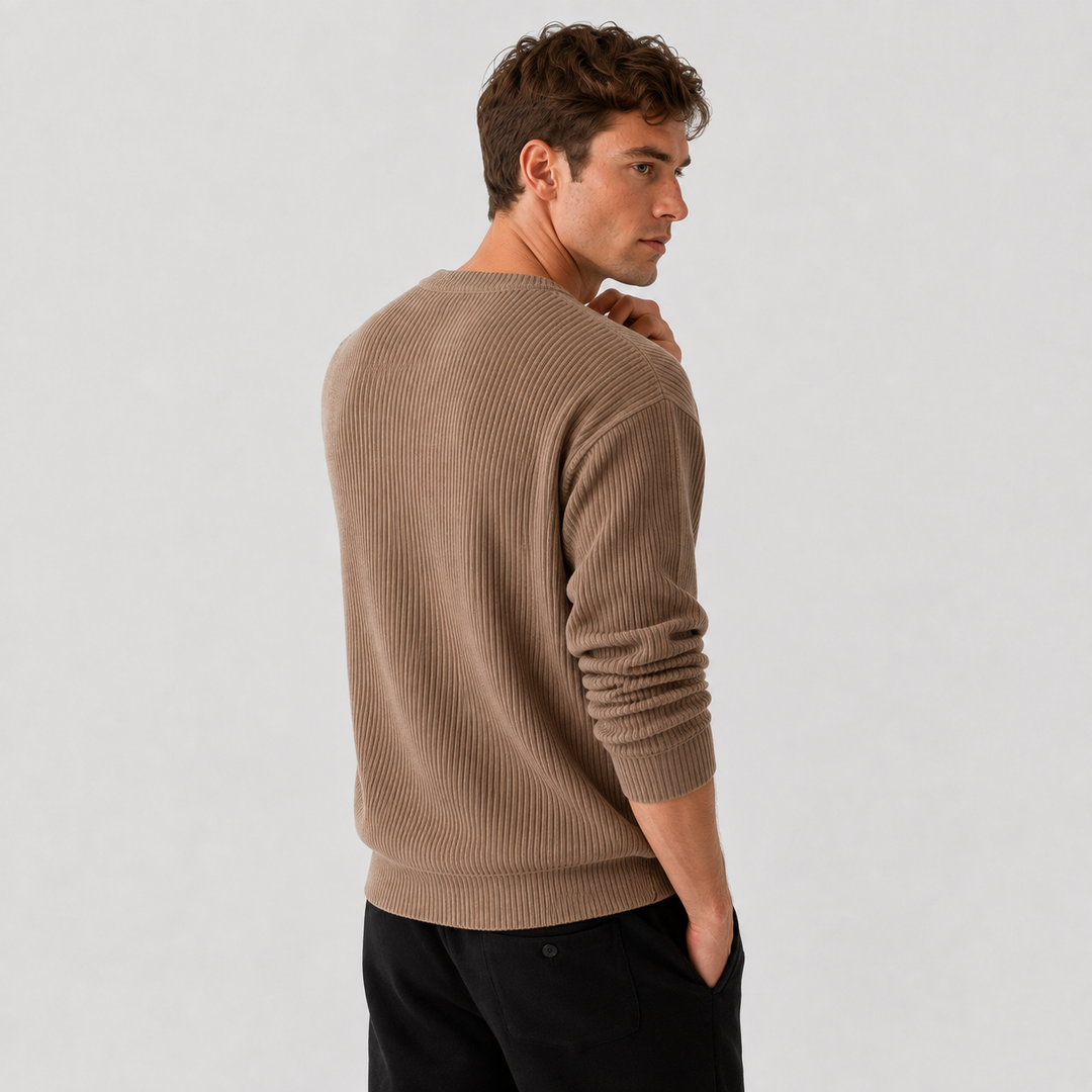 Maglione invernale da uomo, girocollo, vestibilità comoda, ideale per uno stile casual e rilassato.