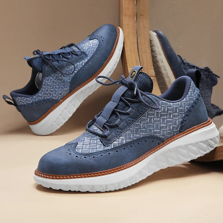 Scarpe casual chic uomo, design ibrido brogue e intrecciato. Comfort e versatilità per l'ufficio e tempo libero.