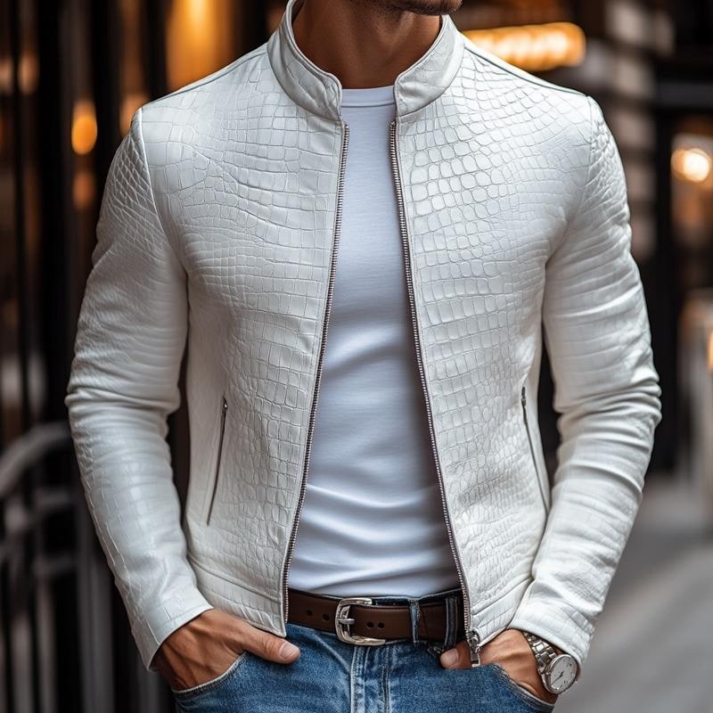Giacca slim fit da uomo, texture coccodrillo elegante, collo alto. Perfetta per outfit serale.