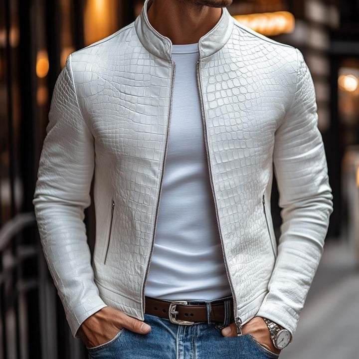 Giacca slim fit da uomo, texture coccodrillo elegante, collo alto. Perfetta per outfit serale.