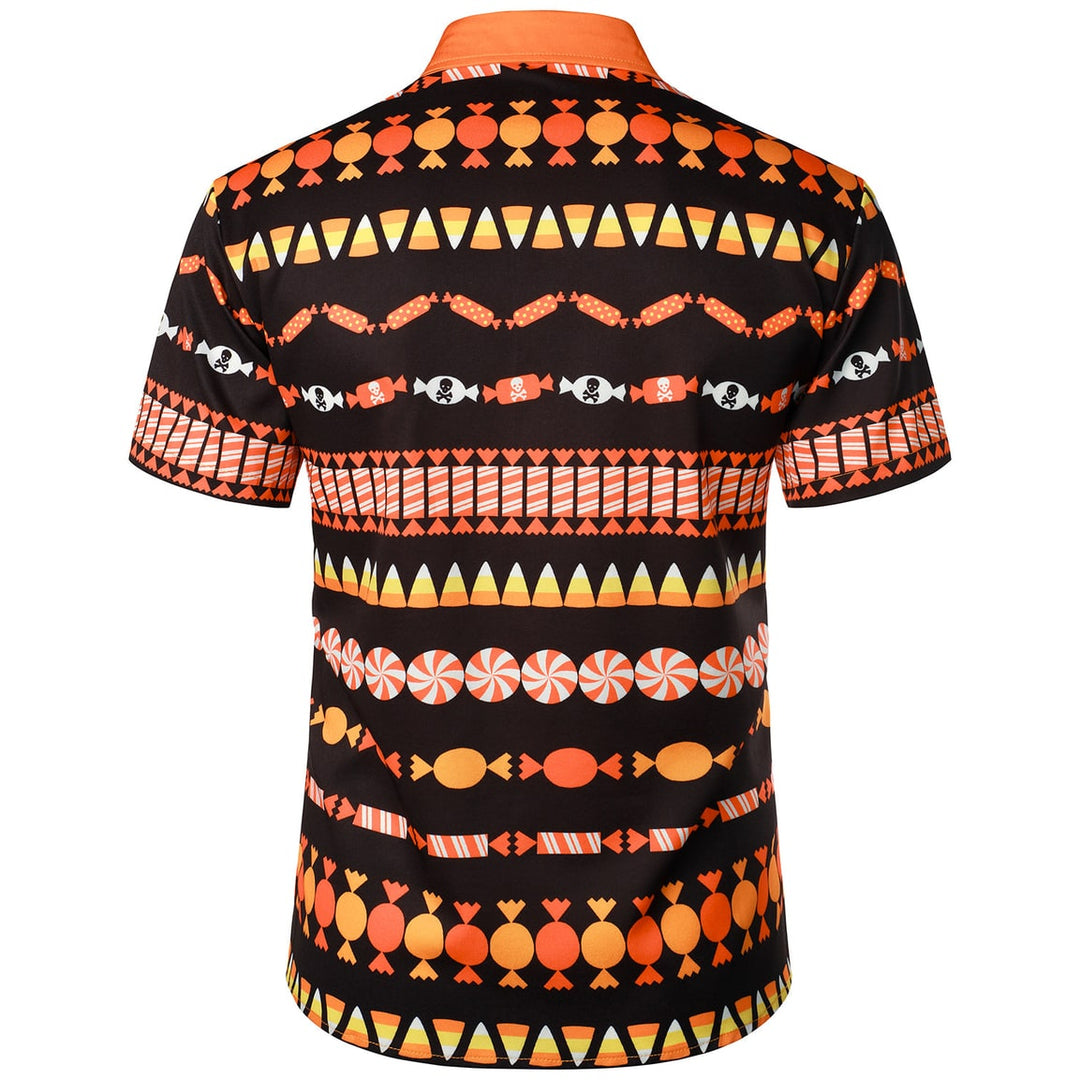 Abbigliamento Halloween uomo: camicia festiva con ragnatele nere e candy corn colorati per costume o festa.