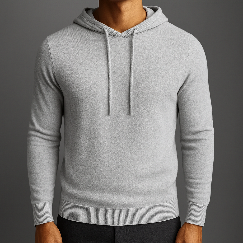 Felpa uomo con cappuccio, design essenziale, stile casual e moderno per comfort e versatilità elevati.