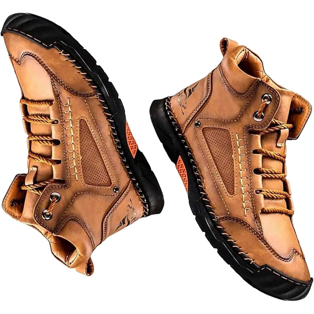 Stivali uomo casual impermeabili, perfetti per passeggiate ed escursioni, con dettagli a cuciture a contrasto.