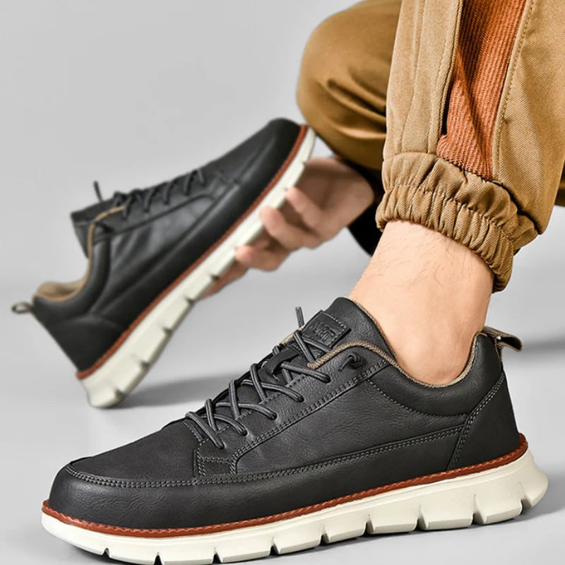 Sneakers uomo versatili e comode, scarpe casual basse con allacciatura per ogni occasione.