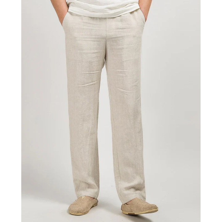 Pantaloni uomo vestibilità rilassata, gamba dritta, ideali per l'estate. Leggeri e traspiranti.