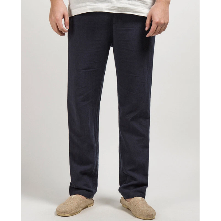 Pantaloni uomo per l'estate, vestibilità rilassata, gamba dritta. Ideali per viaggio e spiaggia.