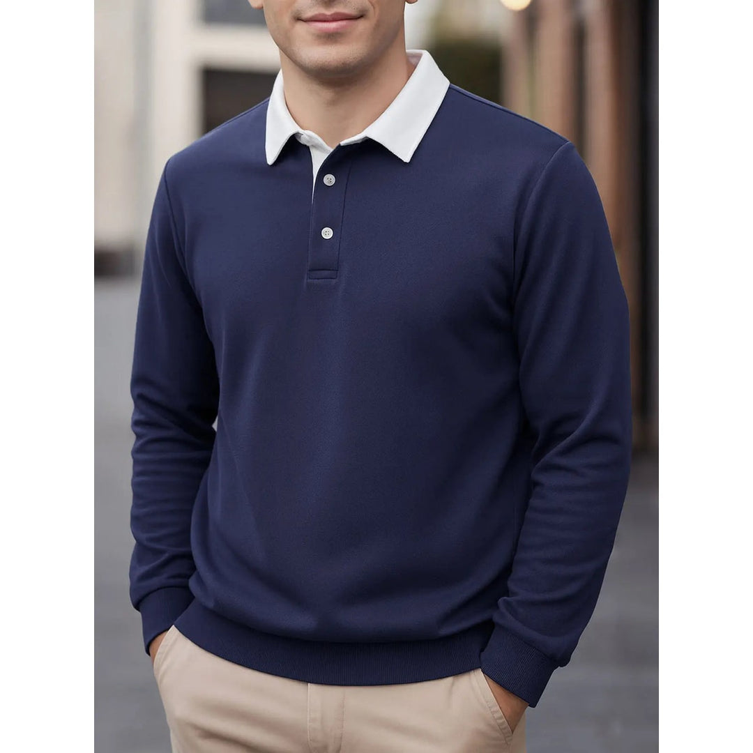 Moda maschile: felpa uomo versatile, polo a manica lunga con collo e abbottonatura distintivi.