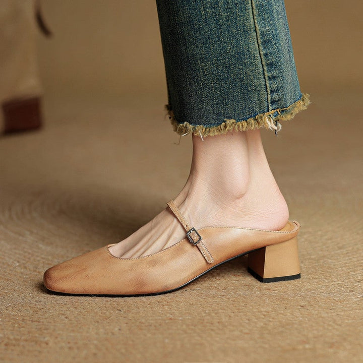 Scarpe slip-on uomo Mary Jane, tacco grosso, punta quadrata, per uno stile raffinato.