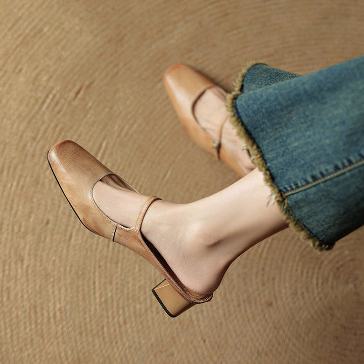 Mules Mary Jane uomo eleganti, con tacco grosso e punta quadrata per look formali.