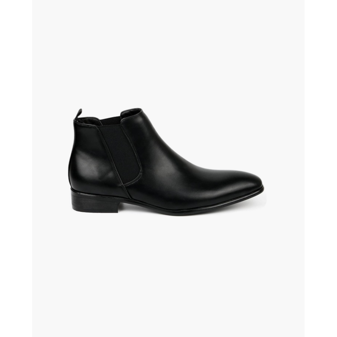 Stivali Chelsea uomo eleganti neri con punta affusolata e inserti elastici laterali per look casual chic.
