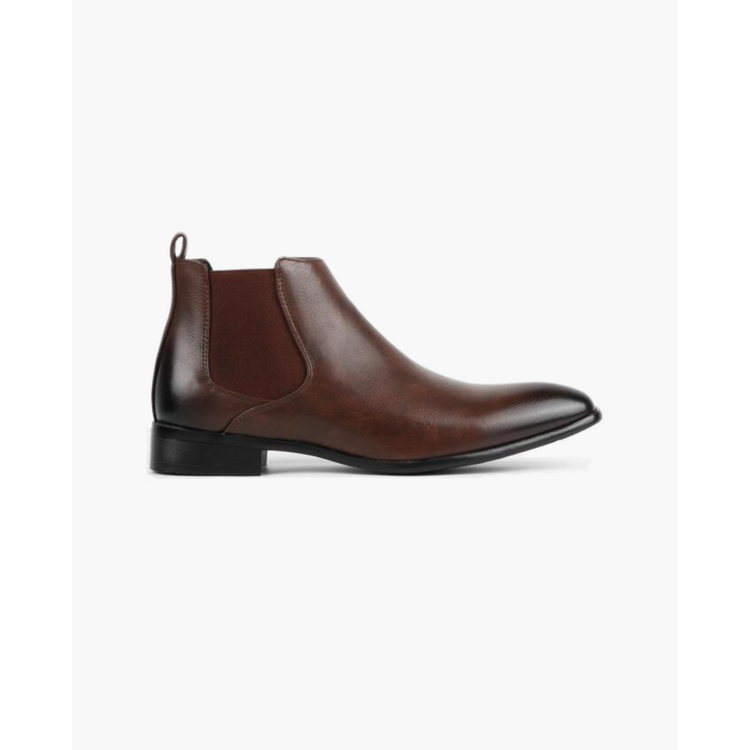 Eleganti stivali Chelsea slip-on da uomo, ideali per un tocco di classe senza tempo. Inserti elastici.