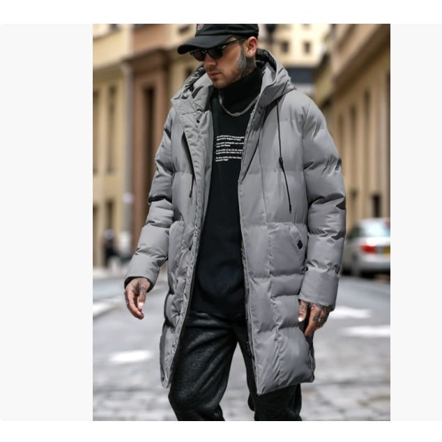 Piumino uomo con cappuccio, giacca invernale trapuntata, capospalla caldo e moderno.