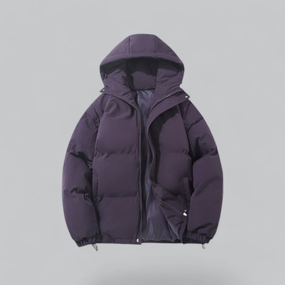 Giacca uomo con cappuccio, design puffer trapuntato, perfetta per il freddo, stile casual moderno.