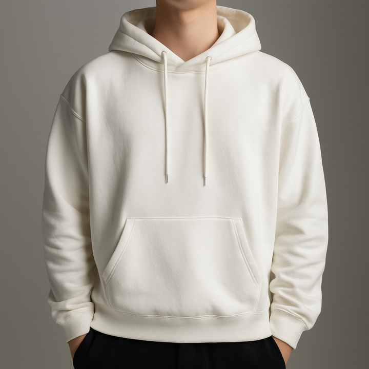 Felpa pullover da uomo, design sportivo con cappuccio, perfetta per attività e comfort nel look quotidiano.