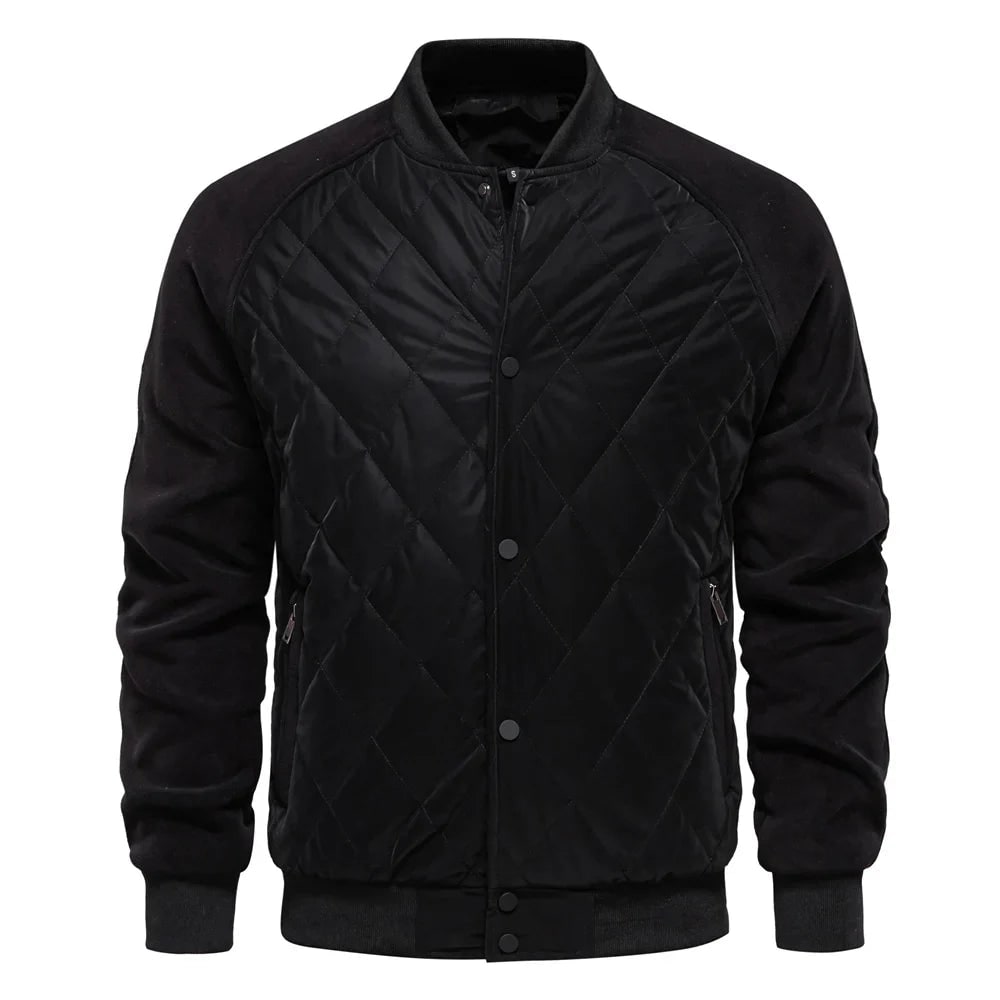 Bomber uomo trapuntato confortevole, maniche in pile raglan. Perfetto mix di casual ed eleganza quotidiana.