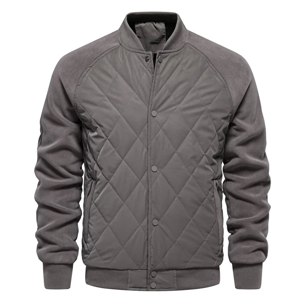 Giubbotto bomber da uomo trapuntato, stile sportivo-elegante, con maniche raglan in pile per la città.