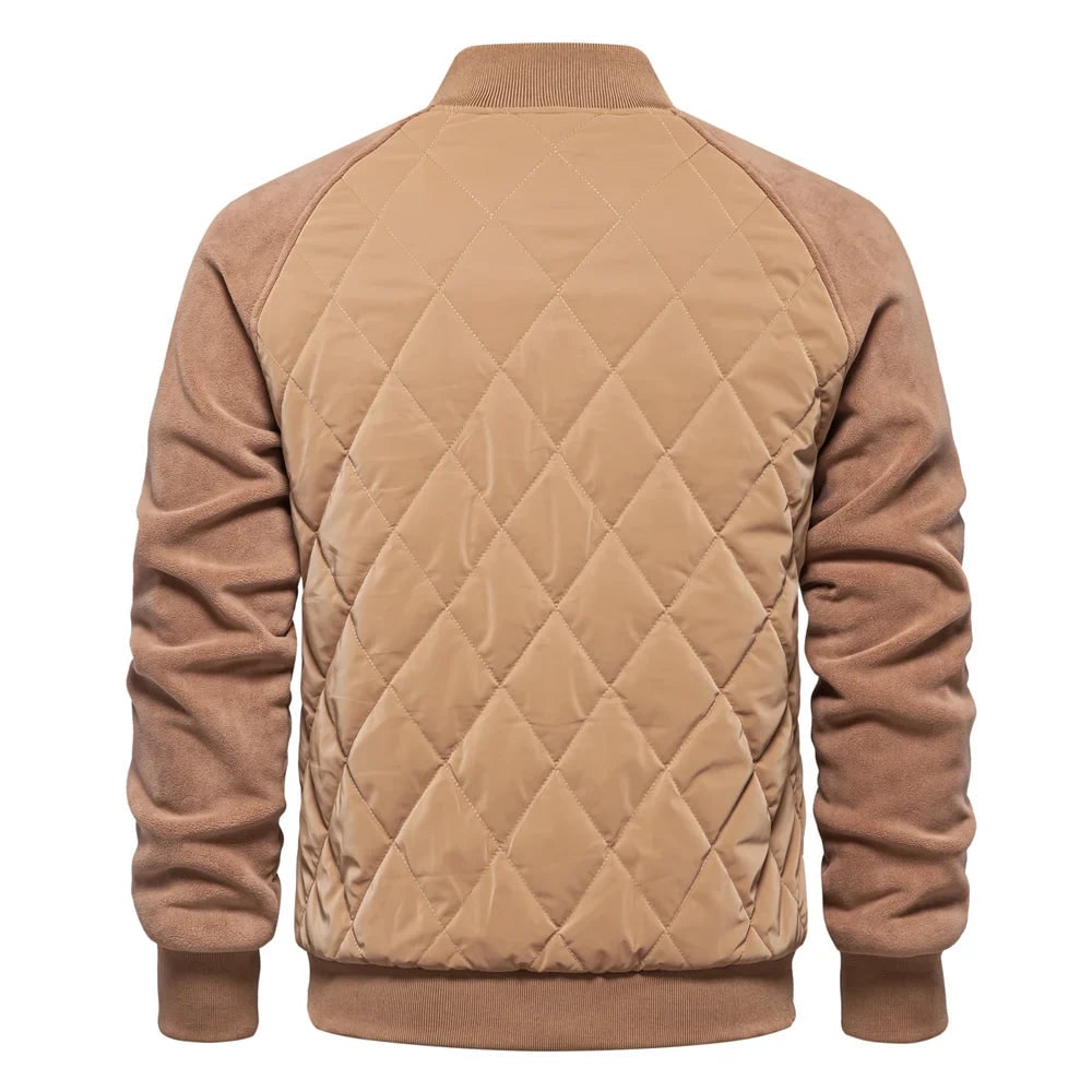 Giubbotto bomber trapuntato uomo, ideale per la mezzastagione, con maniche in pile e stile casual.