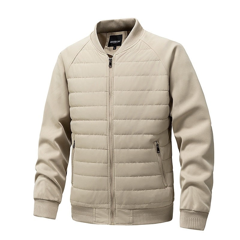 Versatile giacca bomber trapuntata da uomo, adatta per autunno/inverno. Stile moderno con tasche con zip.