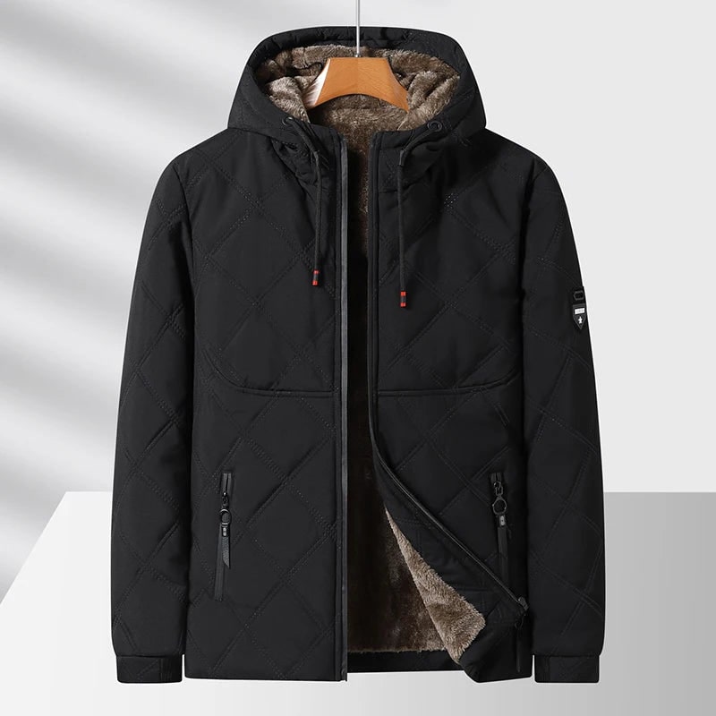 Giacca da uomo trapuntata con zip completa e cappuccio, per l'inverno. Calda e versatile.