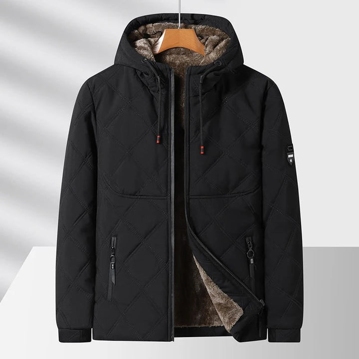 Giacca da uomo trapuntata con zip completa e cappuccio, per l'inverno. Calda e versatile.