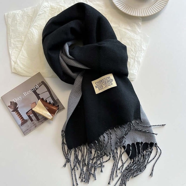 Sciarpa uomo invernale bicolore con frange, reversibile, un tocco di colore e stile al tuo guardaroba.