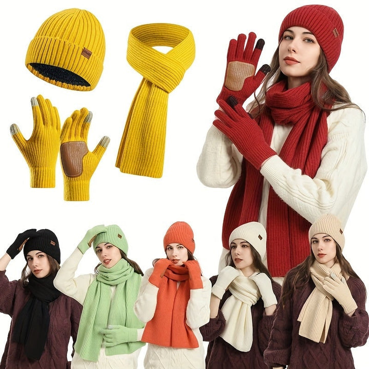 Set uomo invernale in maglia a coste: sciarpa calda, guanti touchscreen e berretto in pile, grigio.