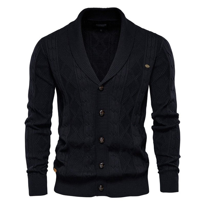 Cardigan uomo: texture maglia a trecce. Maglieria sofisticata e calda per l'autunno inverno.