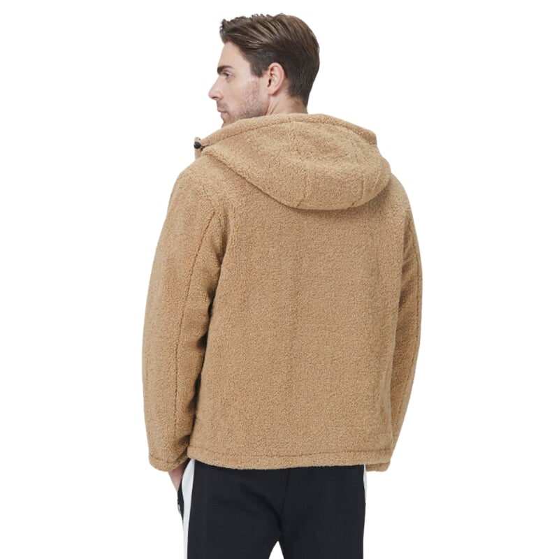 Giacca da uomo calda con cappuccio e zip, dotata di tasche pratiche. Perfetta per il tempo libero e il freddo.