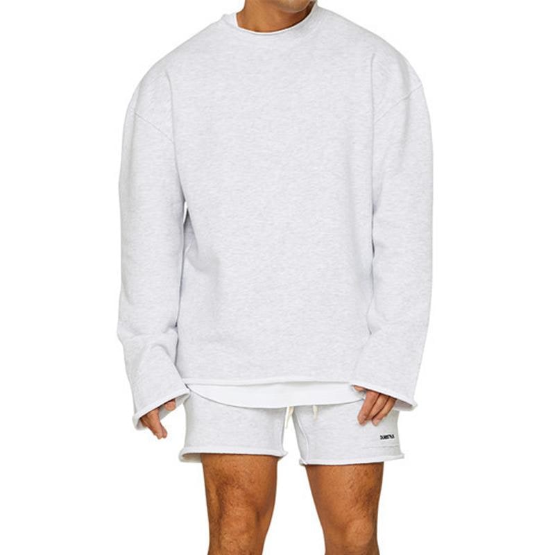 Completo lounge uomo versatile, set oversize morbido per abbigliamento casa o casualwear elegante.
