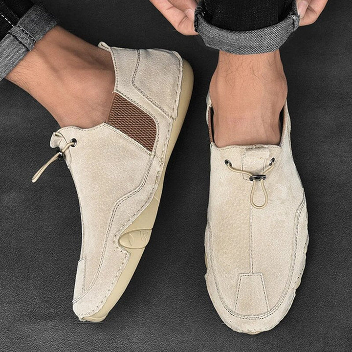 Scarpe slip-on uomo casual, perfette per un comfort leggero e uno stile versatile senza sforzo. Moda uomo comoda.