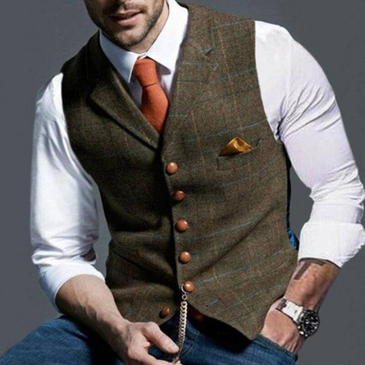Gilet da abito uomo elegante slim fit con motivo scozzese e revers intagliati. Perfetto per look formali.