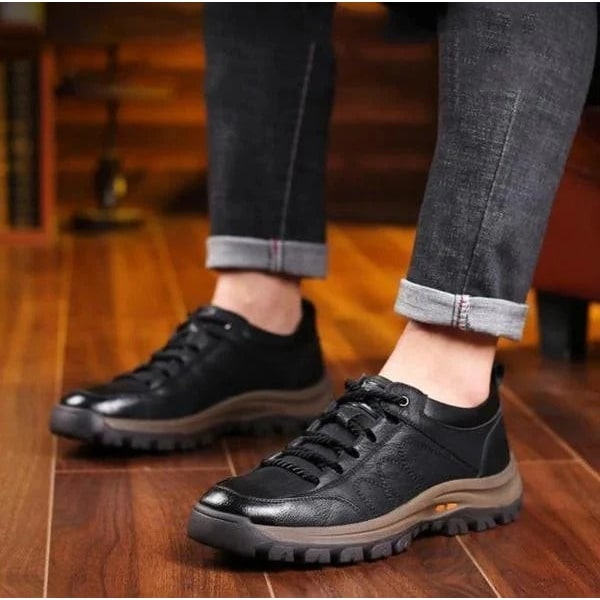 Scarpe da passeggio uomo per uno stile versatile, perfette per calzature casual e attività all'aperto.