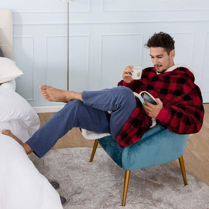 Felpa coperta da uomo con maniche ampie, per libertà di movimento e calore in casa.