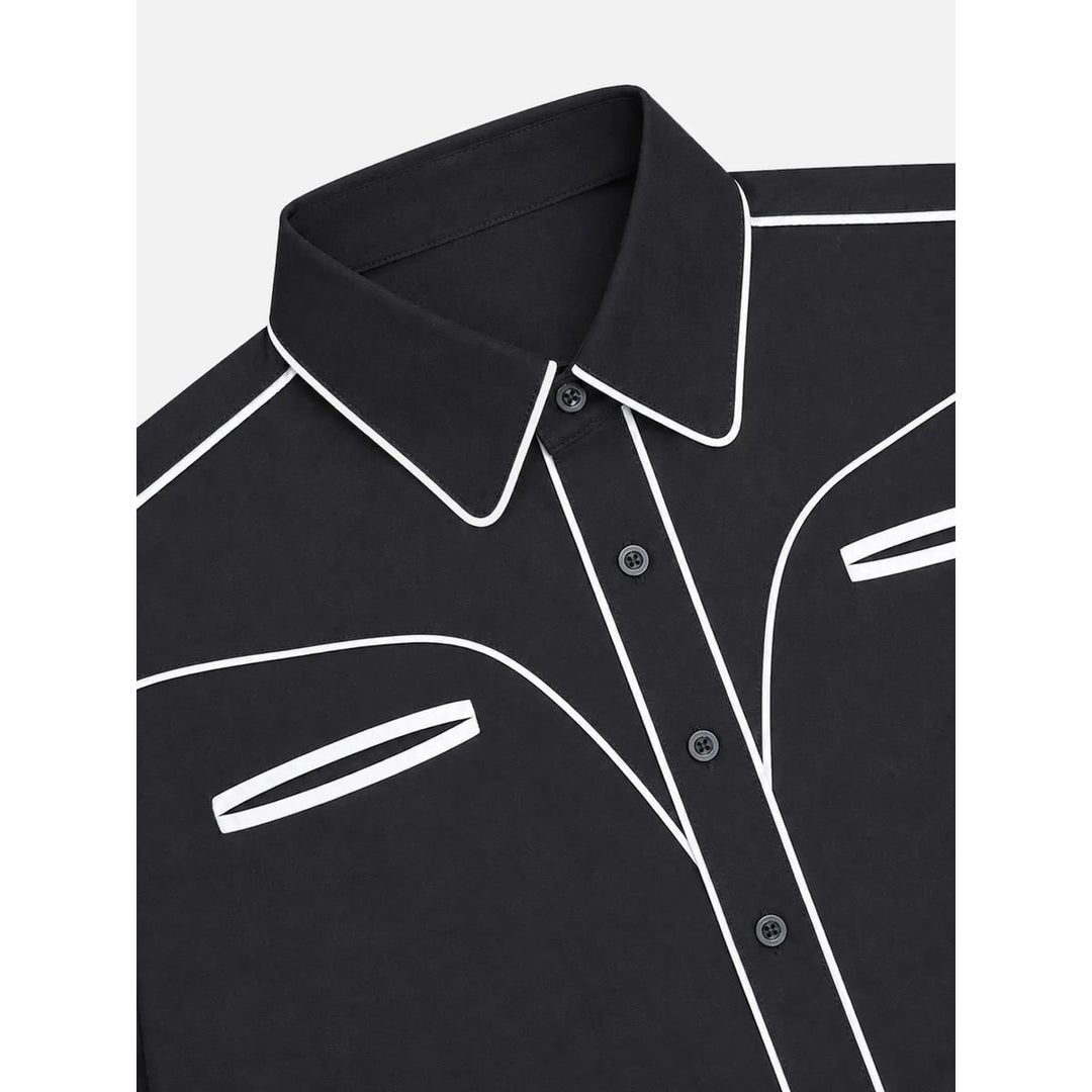 Camicia uomo bottoni western con piping a contrasto e colletto classico. Stile cowboy moderno per moda uomo.