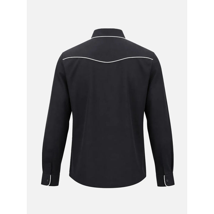 Dettagliata camicia uomo western con profili a contrasto e colletto classico. Abbigliamento versatile.