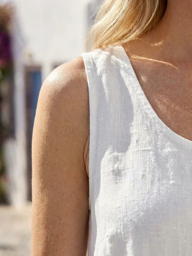 Vestito maxi donna elegante e casual. Senza maniche, scollo rotondo, abito lungo estivo per moda femminile.