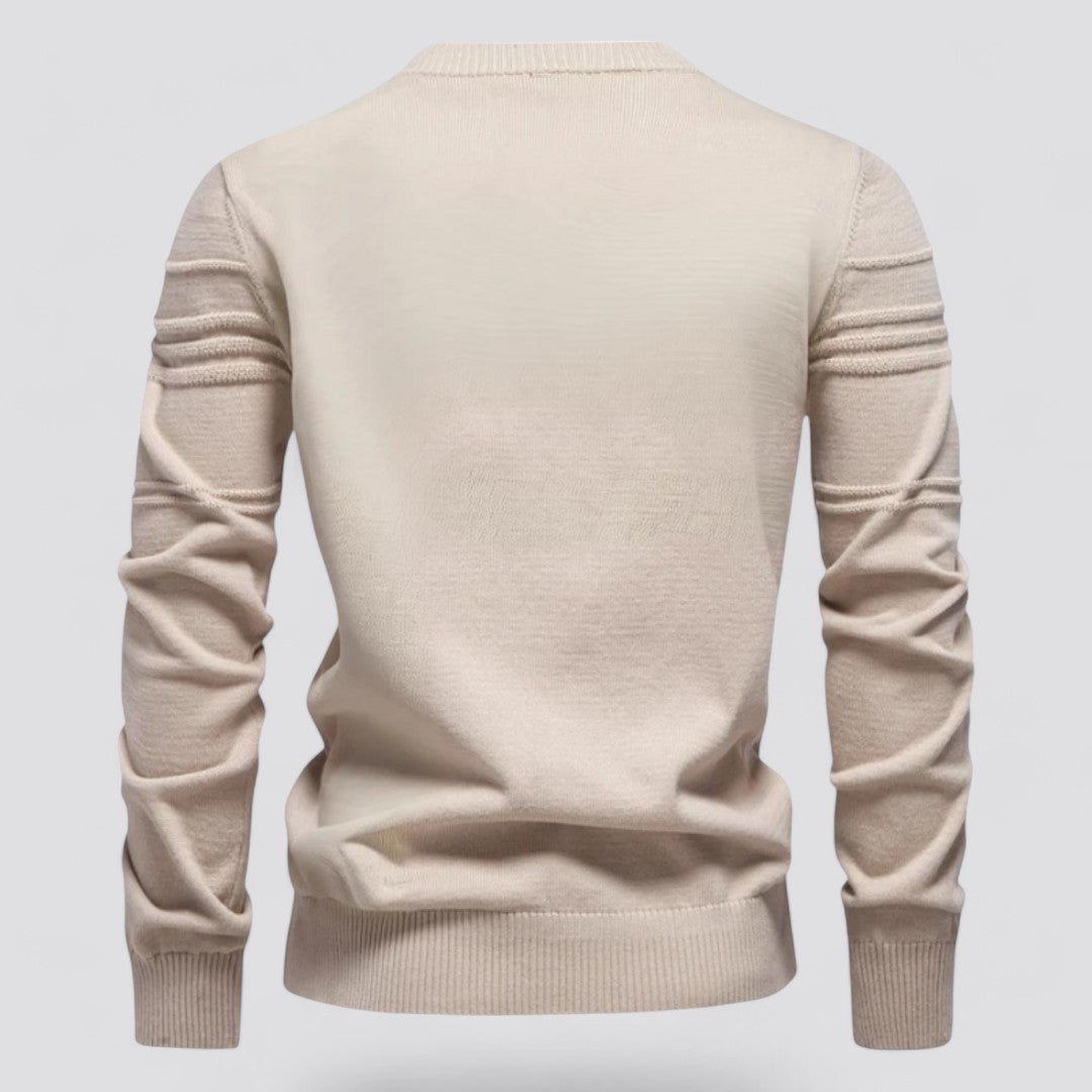 Pullover uomo versatile in maglieria, perfetto per la moda autunno/inverno.