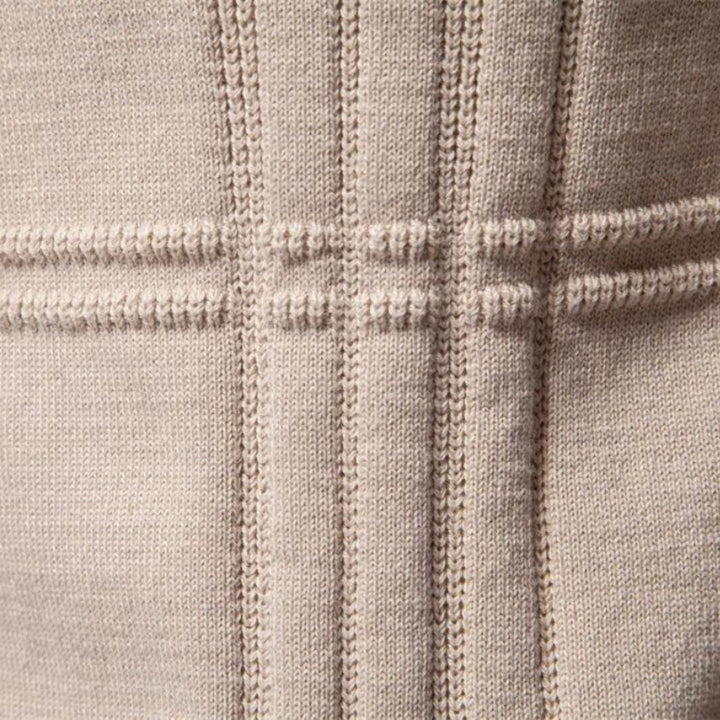 Abbigliamento autunno uomo: pullover girocollo per stile e calore.
