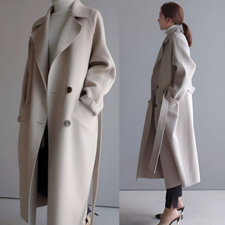 Cappotto invernale donna, design classico ed elegante, garantisce calore e stile impeccabile.