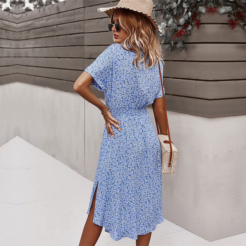 Vestito estivo midi floreale da donna, ideale per un look casual confortevole con bottoni e laccetti.