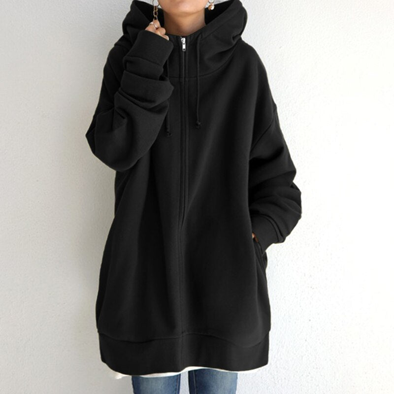 Felpa con cappuccio donna, vestibilità oversize e calda. Abbigliamento invernale versatile per comfort e stile casual.