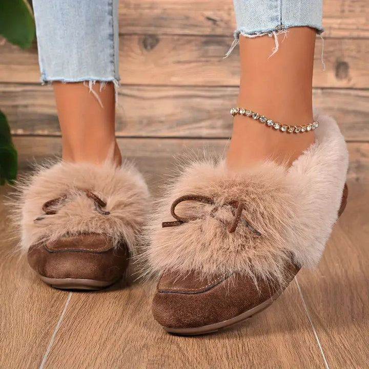 Mocassini da donna casual-chic con fiocco, ideali per primavera ed estate, uniscono comfort e stile.