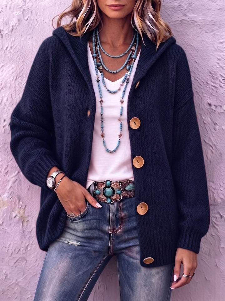 Cardigan donna casual con cappuccio. Ideale per un look versatile in autunno/inverno, offre calore e comfort con bottoni.