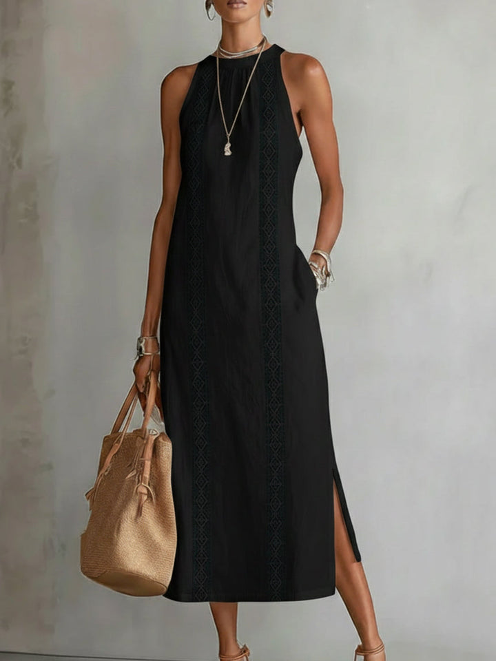 Vestito lungo donna in pizzo, eleganza senza tempo. Maxi abito romantico, ideale per eventi speciali e cerimonie.